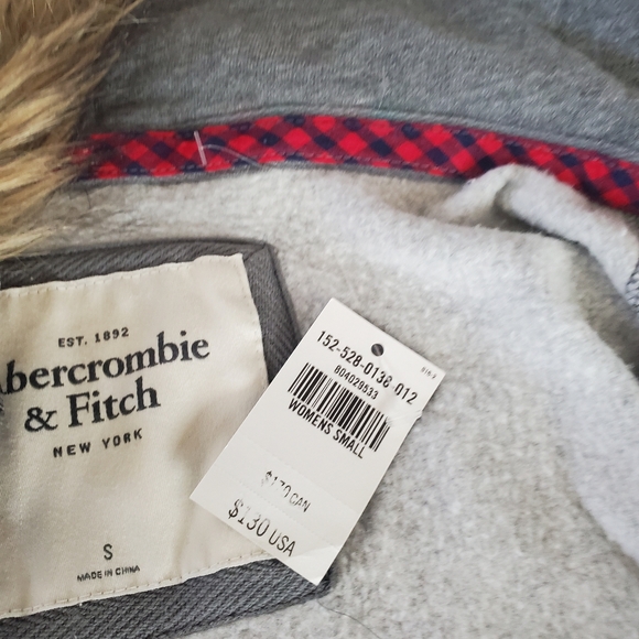 Jacket - Picture 8 of 12